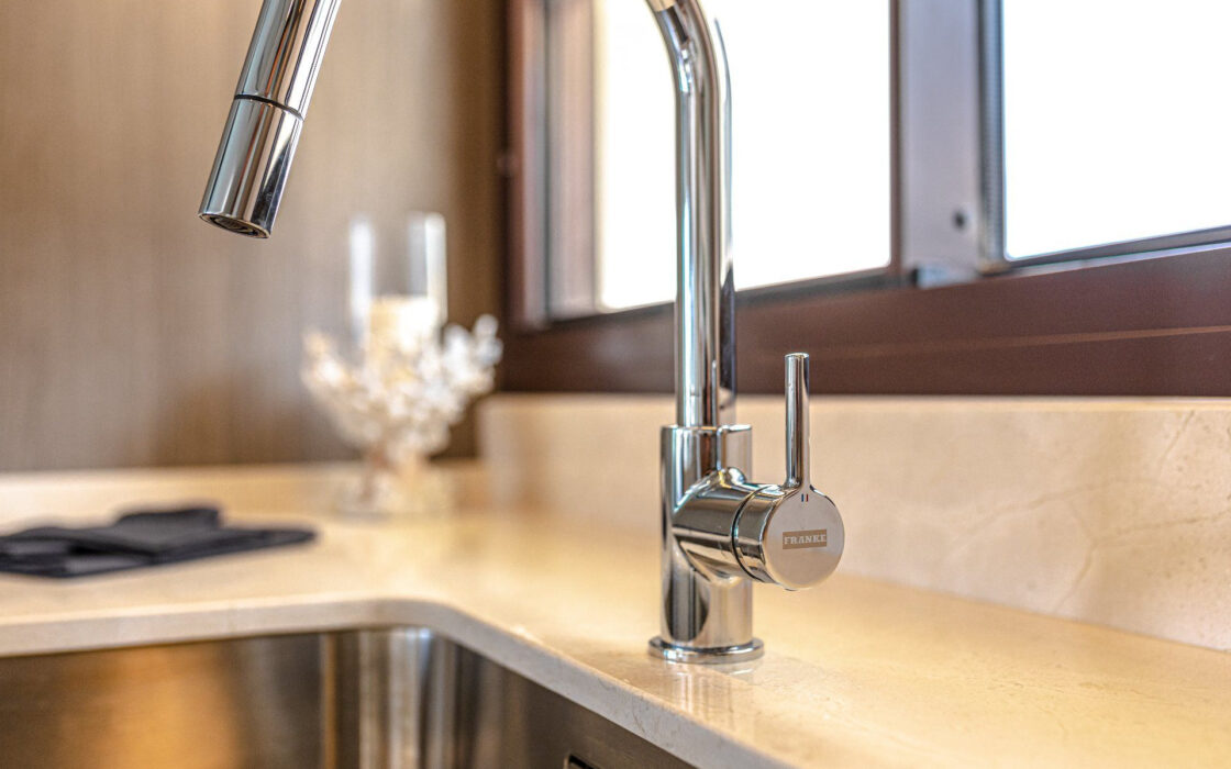 Чотирикімнатна вілла в Бенахавісі з терасою 605 кв.м