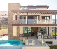 Чотирикімнатна вілла в Бенахавісі з терасою 605 кв.м