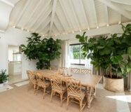 Элегантная вилла в районе Золотой мили с террасой 608 кв.м