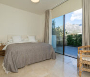 Элегантная вилла в районе Золотой мили с террасой 608 кв.м