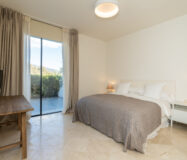 Элегантная вилла в районе Золотой мили с террасой 608 кв.м