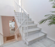 Вілла в Естепоні, 272 кв.м, стиль і море поруч