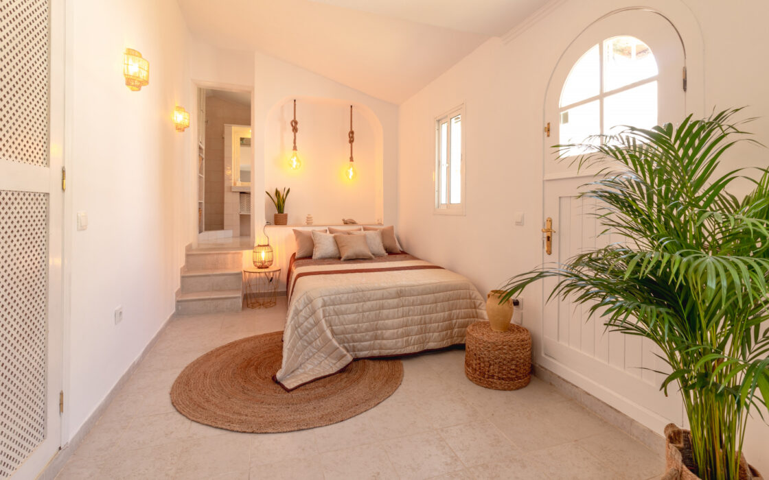 Вілла в Естепоні, 272 кв.м, стиль і море поруч