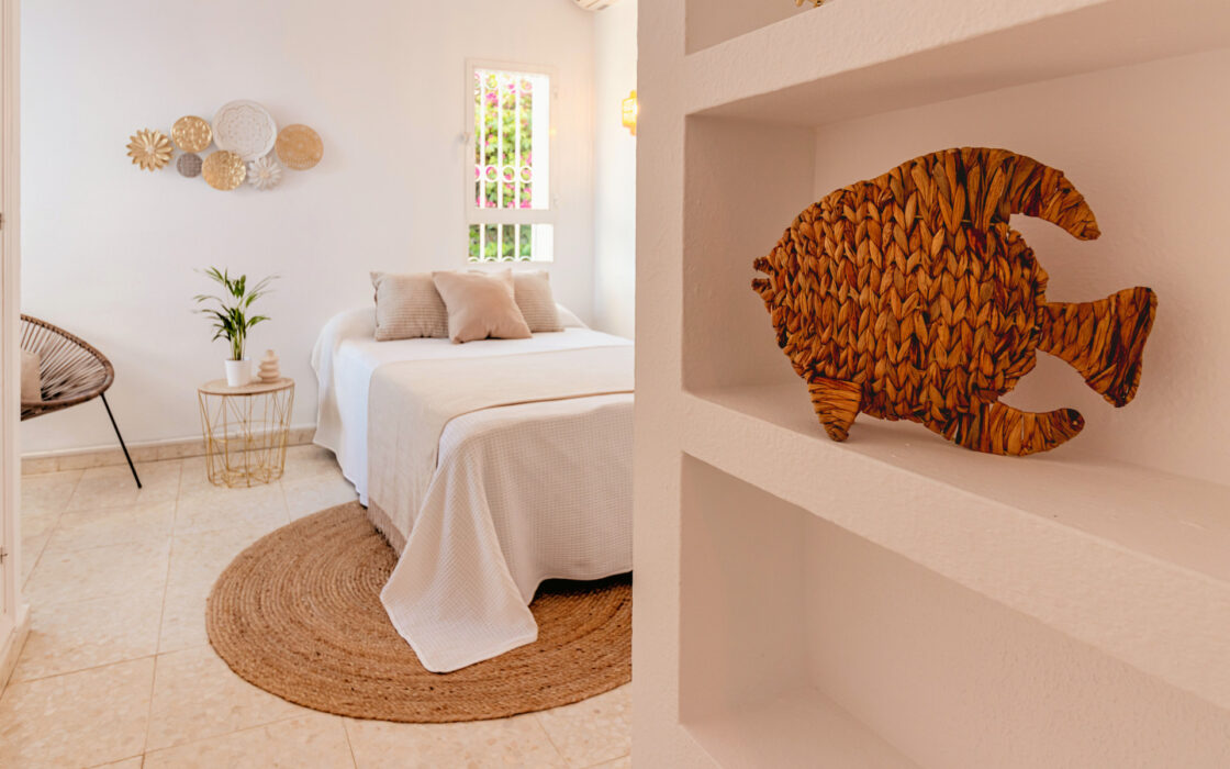 Вілла в Естепоні, 272 кв.м, стиль і море поруч