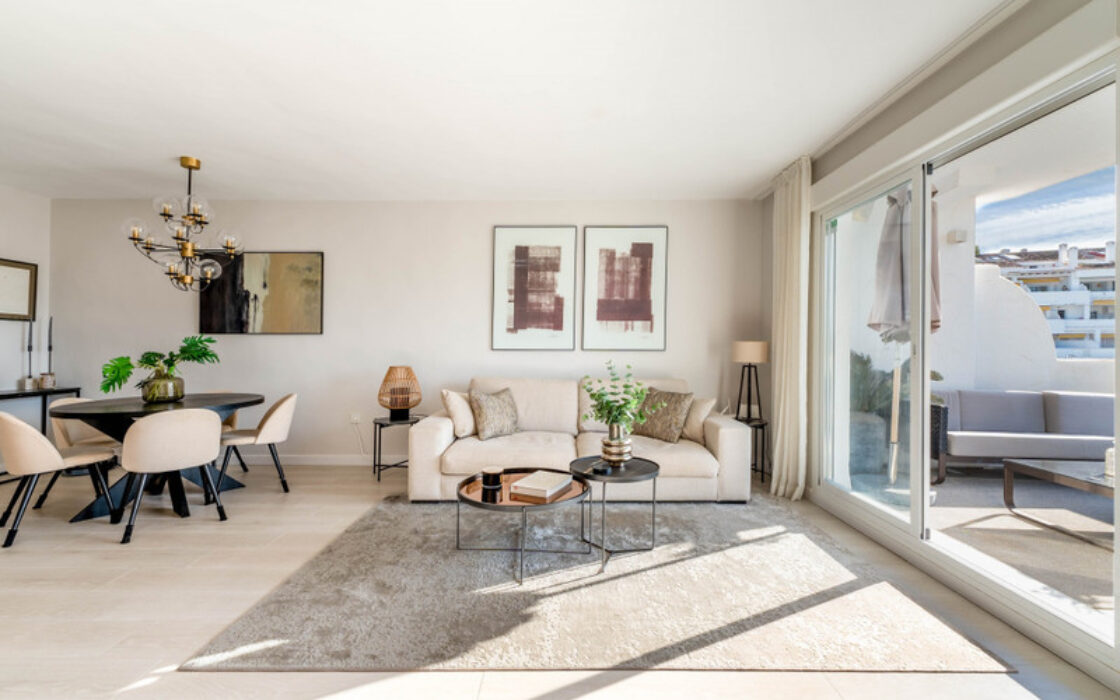 Квартира 139 кв.м з терасою в Новій Андалусії