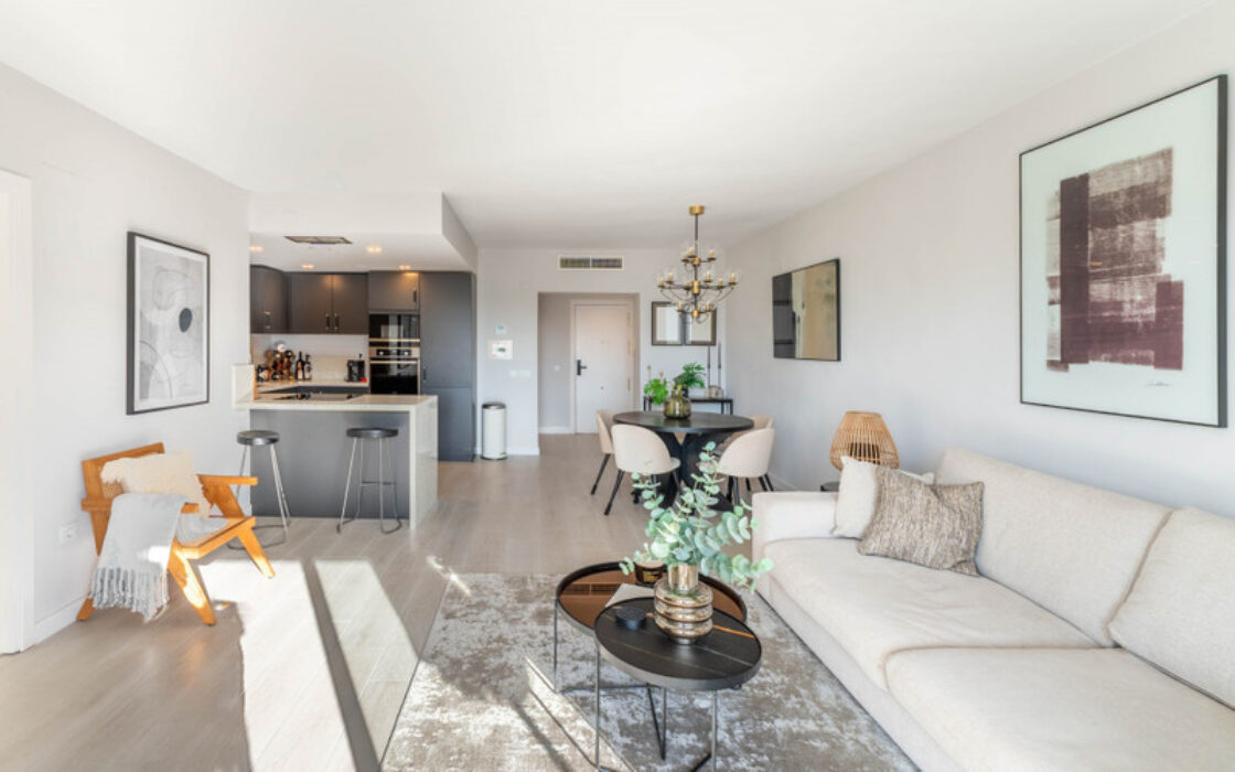 Квартира 139 кв.м з терасою в Новій Андалусії