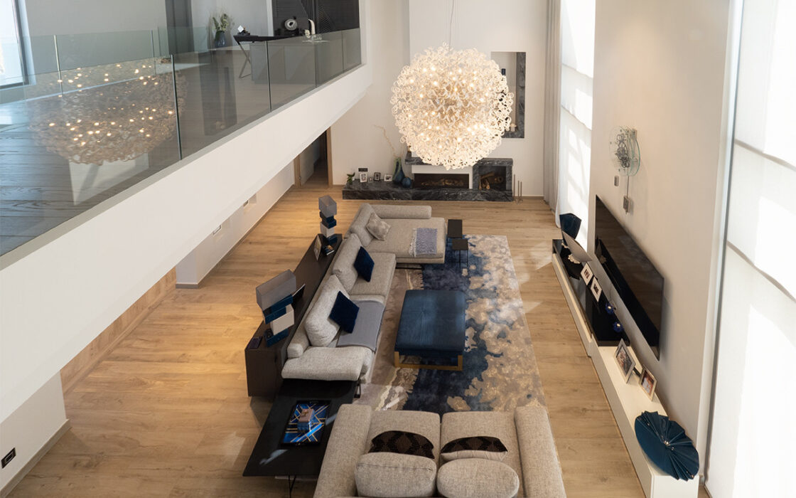 Вілла в Бенависі 166 кв.м з терасою та видом на море