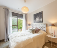 Квартира с 2 спальнями в Эстепоне с террасой 110 кв.м