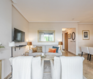 Квартира с 2 спальнями в Эстепоне с террасой 110 кв.м