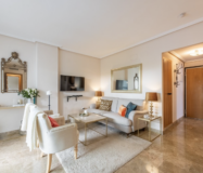 Квартира с 2 спальнями в Эстепоне с террасой 110 кв.м