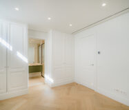 Вілла з терасою в Нуева Андалусія 629 кв.м, біля моря