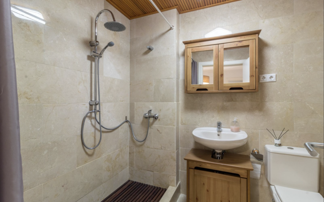 Квартира с 2 спальнями и террасой у моря в Коста-дель-Соль