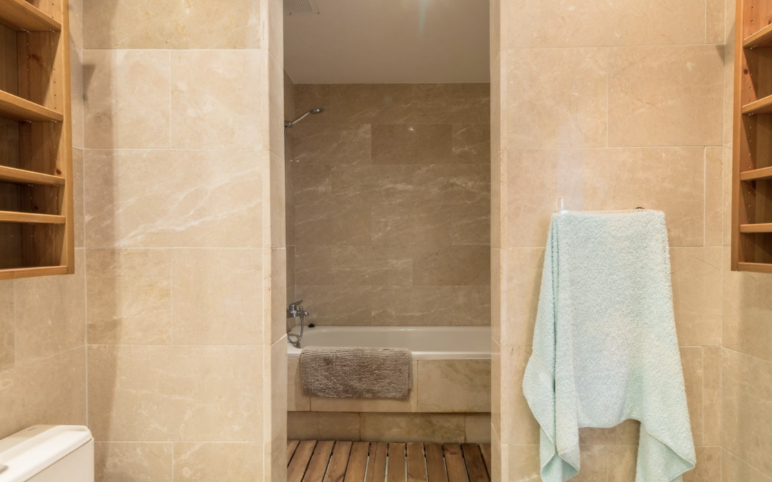 Квартира с 2 спальнями и террасой у моря в Коста-дель-Соль