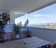 Квартира с 2 спальнями и террасой у моря в Коста-дель-Соль