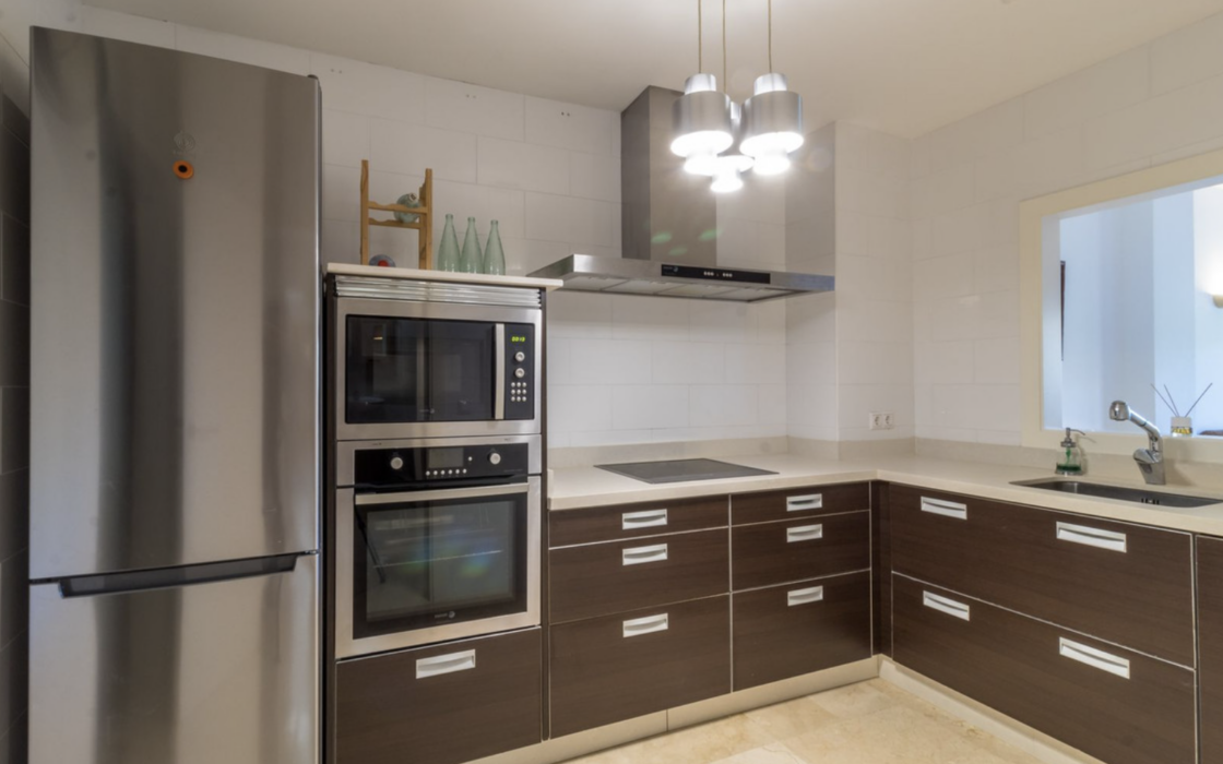 Квартира с 2 спальнями и террасой у моря в Коста-дель-Соль