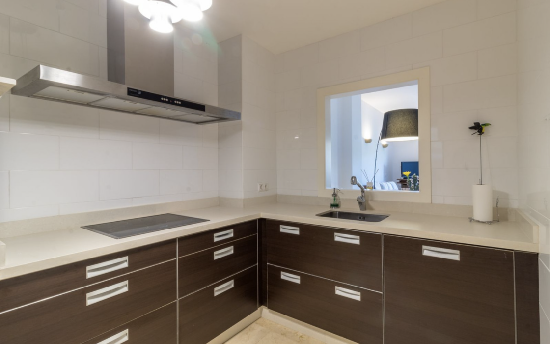 Квартира с 2 спальнями и террасой у моря в Коста-дель-Соль