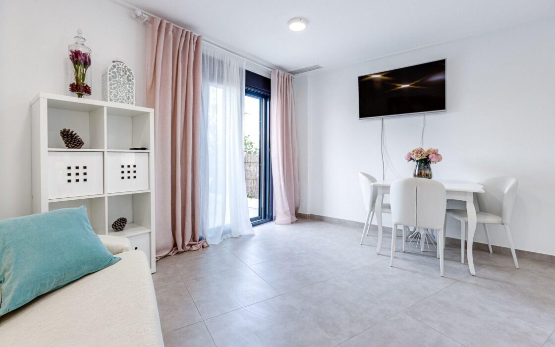 Квартира 2 спальни в Ла Мате у моря с террасой 59 кв.м.