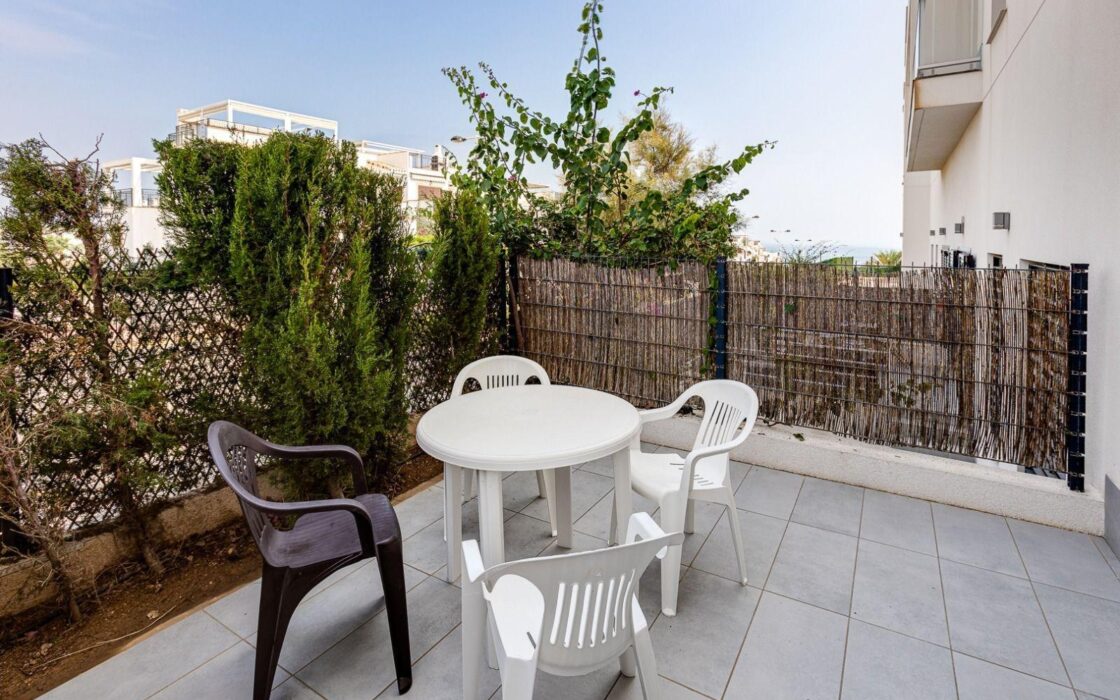 Квартира 2 спальни в Ла Мате у моря с террасой 59 кв.м.