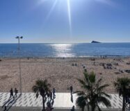 Светлая квартира у моря в Бенидорме 90 кв.м с террасой