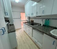 Светлая квартира у моря в Бенидорме 90 кв.м с террасой