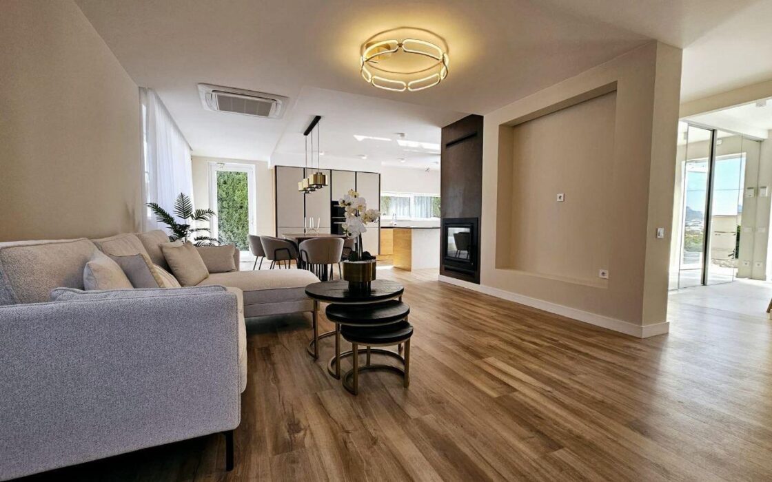 Вілла з 4 спальнями в Кальпе біля моря з панорамним видом