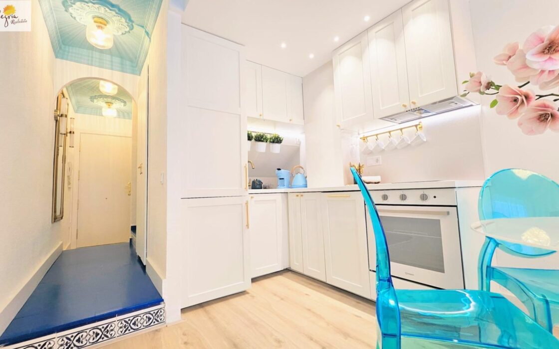 Дуплекс с террасой и видом на море в Оропесе-дель-Мар 68 кв.м