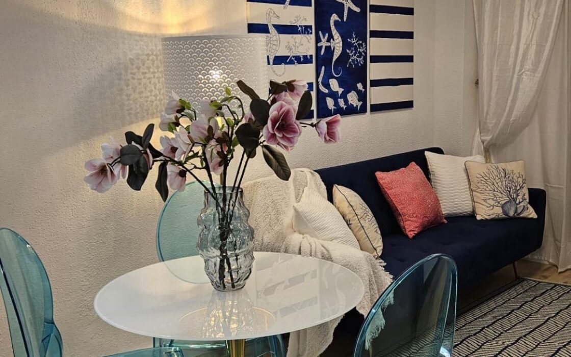 Дуплекс с террасой и видом на море в Оропесе-дель-Мар 68 кв.м