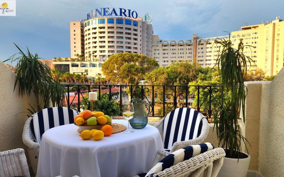 Дуплекс с террасой и видом на море в Оропесе-дель-Мар 68 кв.м