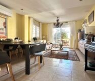 Таунхаус в Альбире 306 кв.м с садом в 15 минутах от пляжа