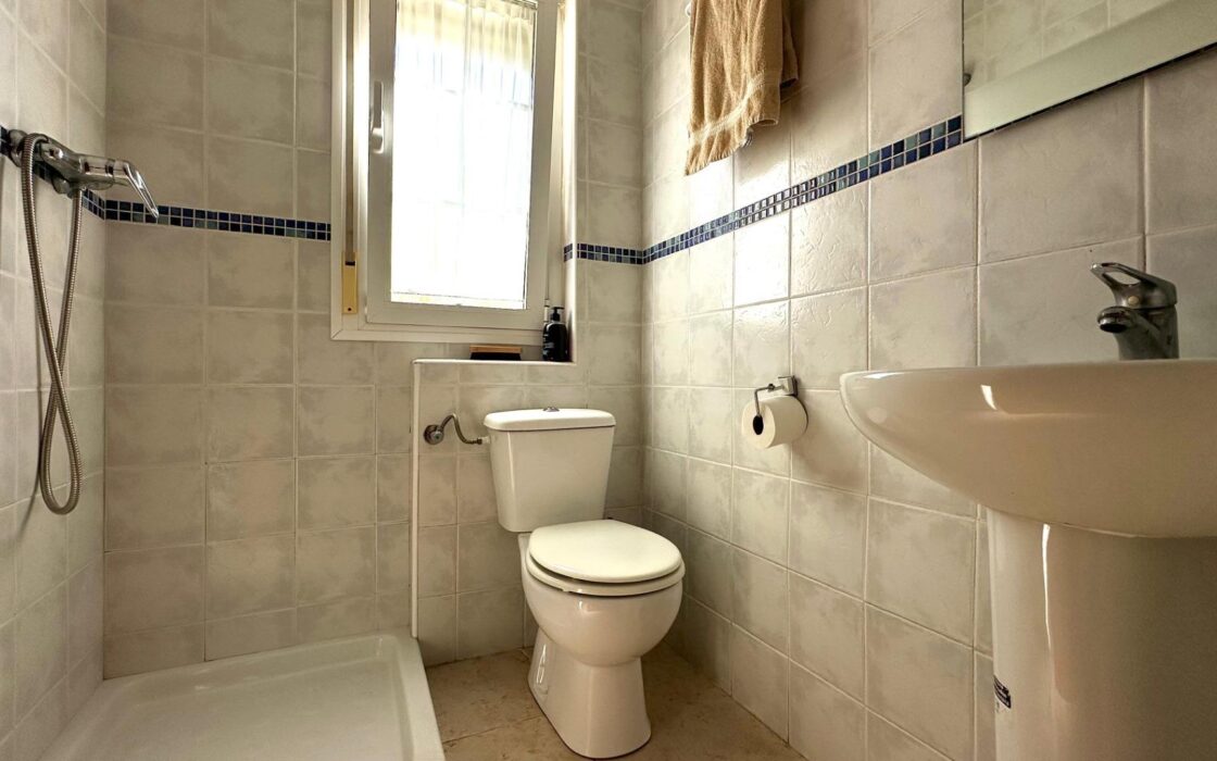 Таунхаус в Альбире 306 кв.м с садом в 15 минутах от пляжа