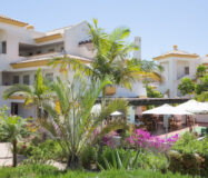 Квартира в Михасі з терасою та видом на море 80 кв.м