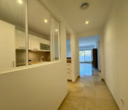 Квартира в Михасі з терасою та видом на море 80 кв.м