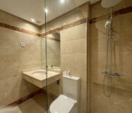 Квартира в Михасі з терасою та видом на море 80 кв.м