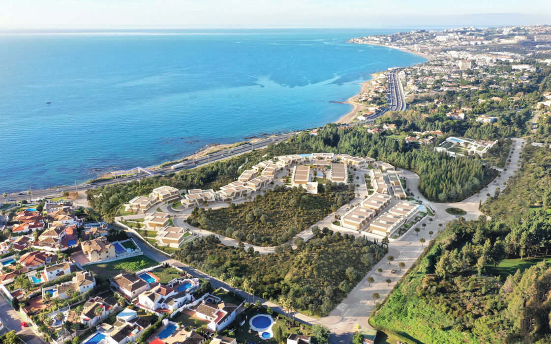 4-спальний будинок з садом та басейном в Ель Чапаррал, Міхас