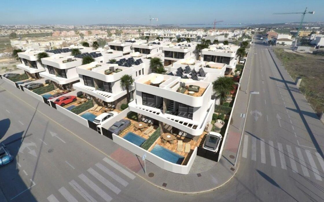 Вілли та Таунхауси в Montesinos з садом і басейном