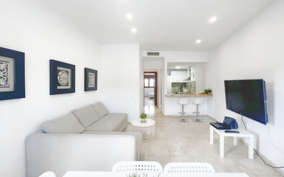 Просторна квартира в Бенахависі з панорамним видом 124 кв.м