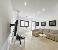 Просторна квартира в Бенахависі з панорамним видом 124 кв.м