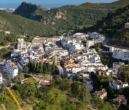 Просторна квартира в Бенахависі з панорамним видом 124 кв.м