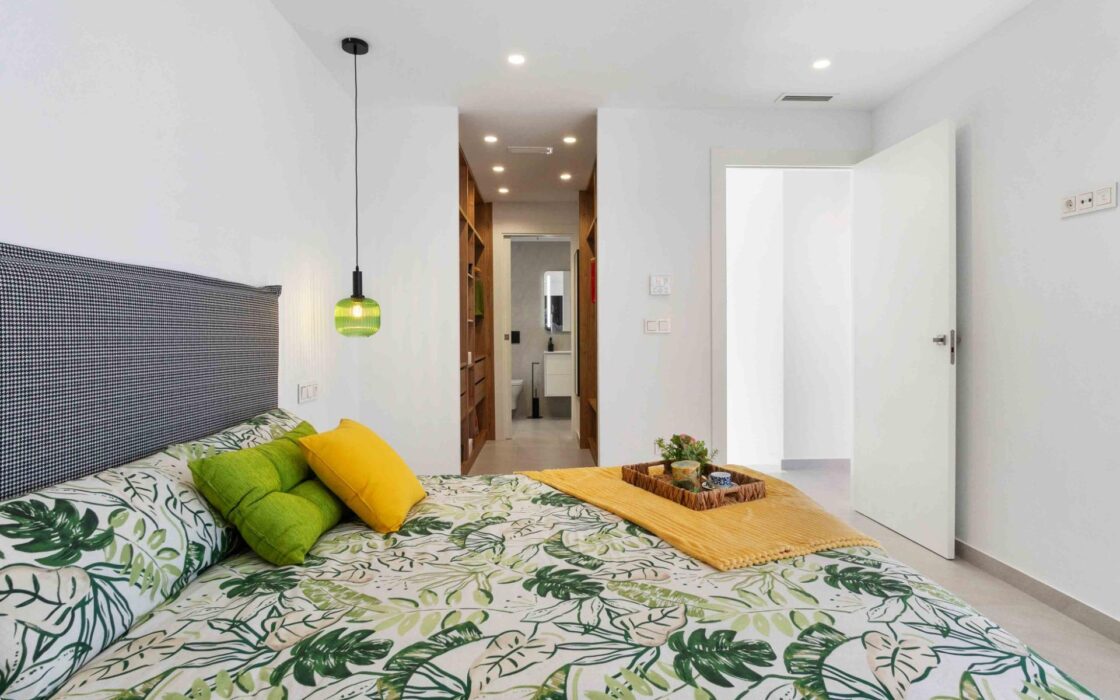 Виллы с террасой в Рохалесе, 140 кв.м – новострой у моря