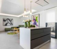 Виллы с террасой в Рохалесе, 140 кв.м – новострой у моря