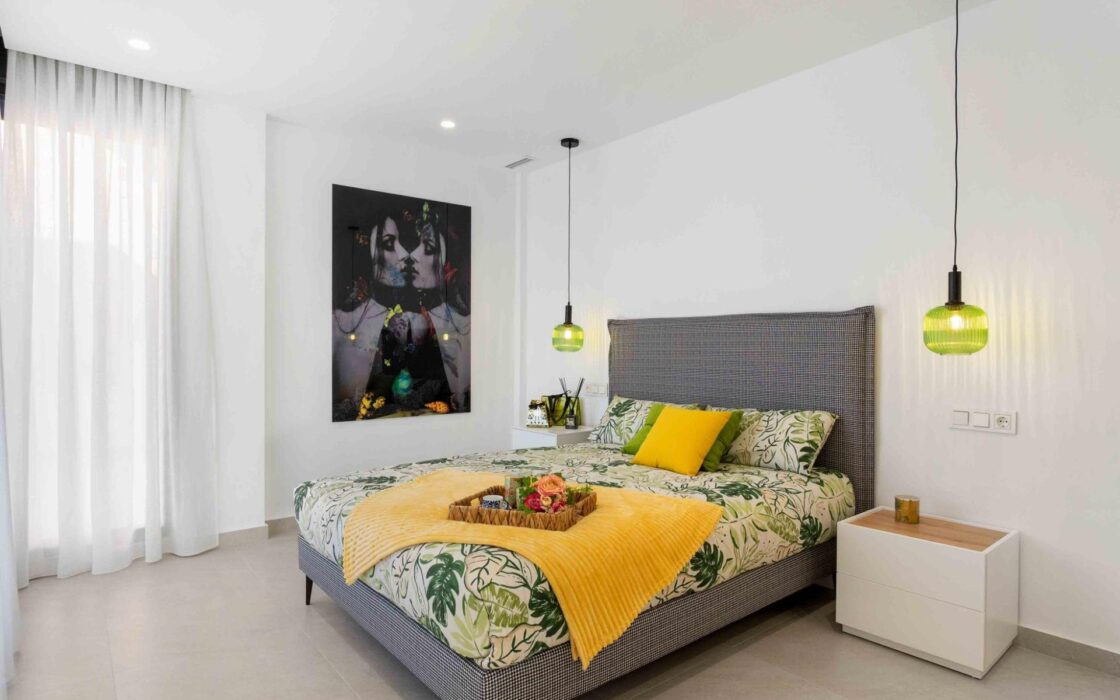 Виллы с террасой в Рохалесе, 140 кв.м – новострой у моря