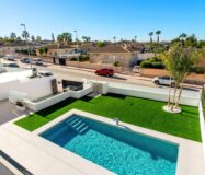 Виллы с террасой в Рохалесе, 140 кв.м – новострой у моря