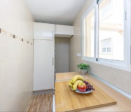 Квартира 2 кімнати в центрі Фуенхіроли, 130 м до моря