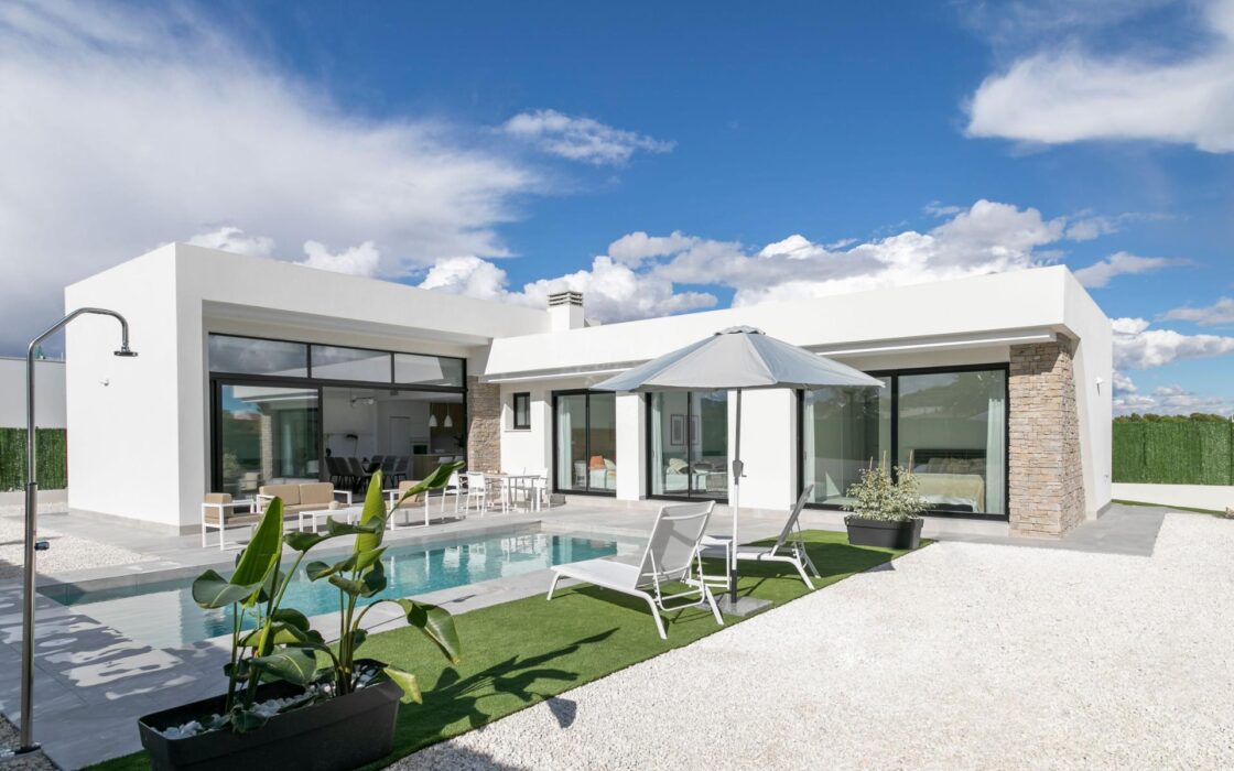 Вілла з басейном у Каласпарра, 3 спальні, 117 кв.м.