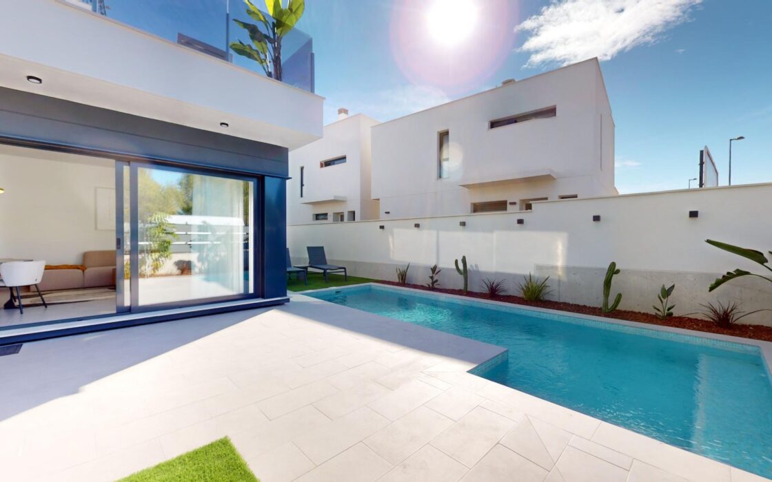 Вилла в Сан-Хавьере 180 кв.м з басейном та терасою