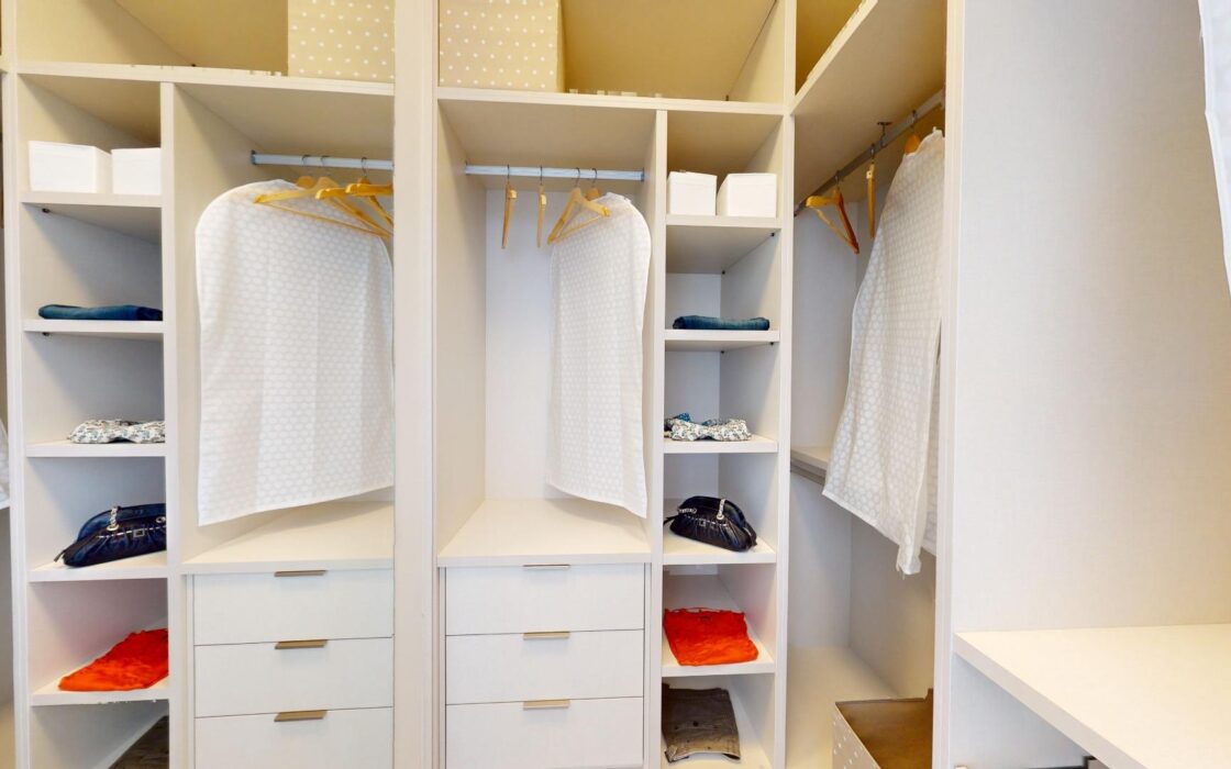 Вилла в Сан-Хавьере 180 кв.м з басейном та терасою