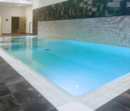 Квартира 3+2 в Естепоні з терасою 100 кв.м біля моря