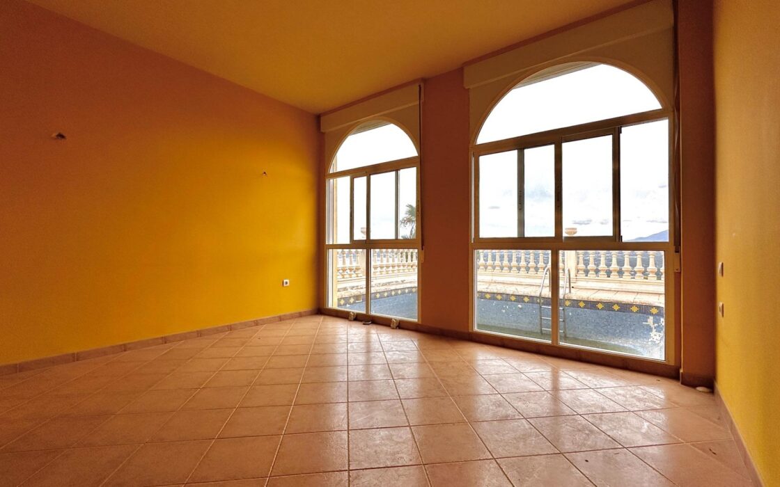 Вілла з панорамним видом в Альтеа Хіллз 450 кв.м 5 спалень