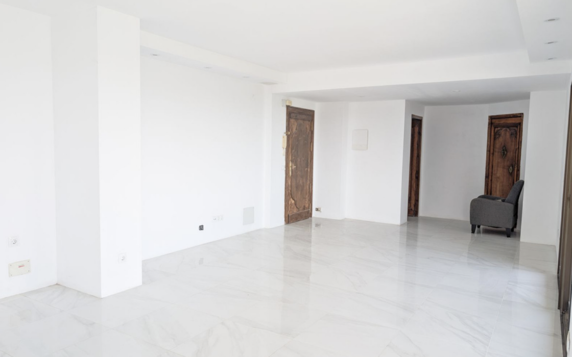 Затишна квартира в Бенаавис з терасою та панорамним видом