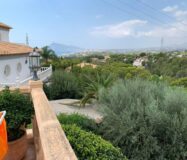 Тиха вілла в Альтеа біля моря з терасою та басейном